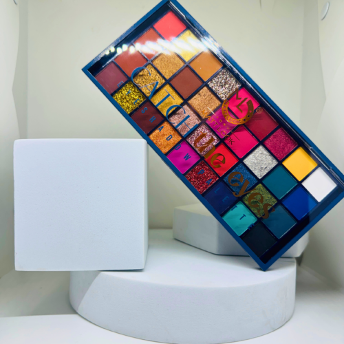 MATT LOOK 36 Eye Shadow Palette