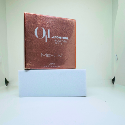 Me-On Oil Control Power SPF 15