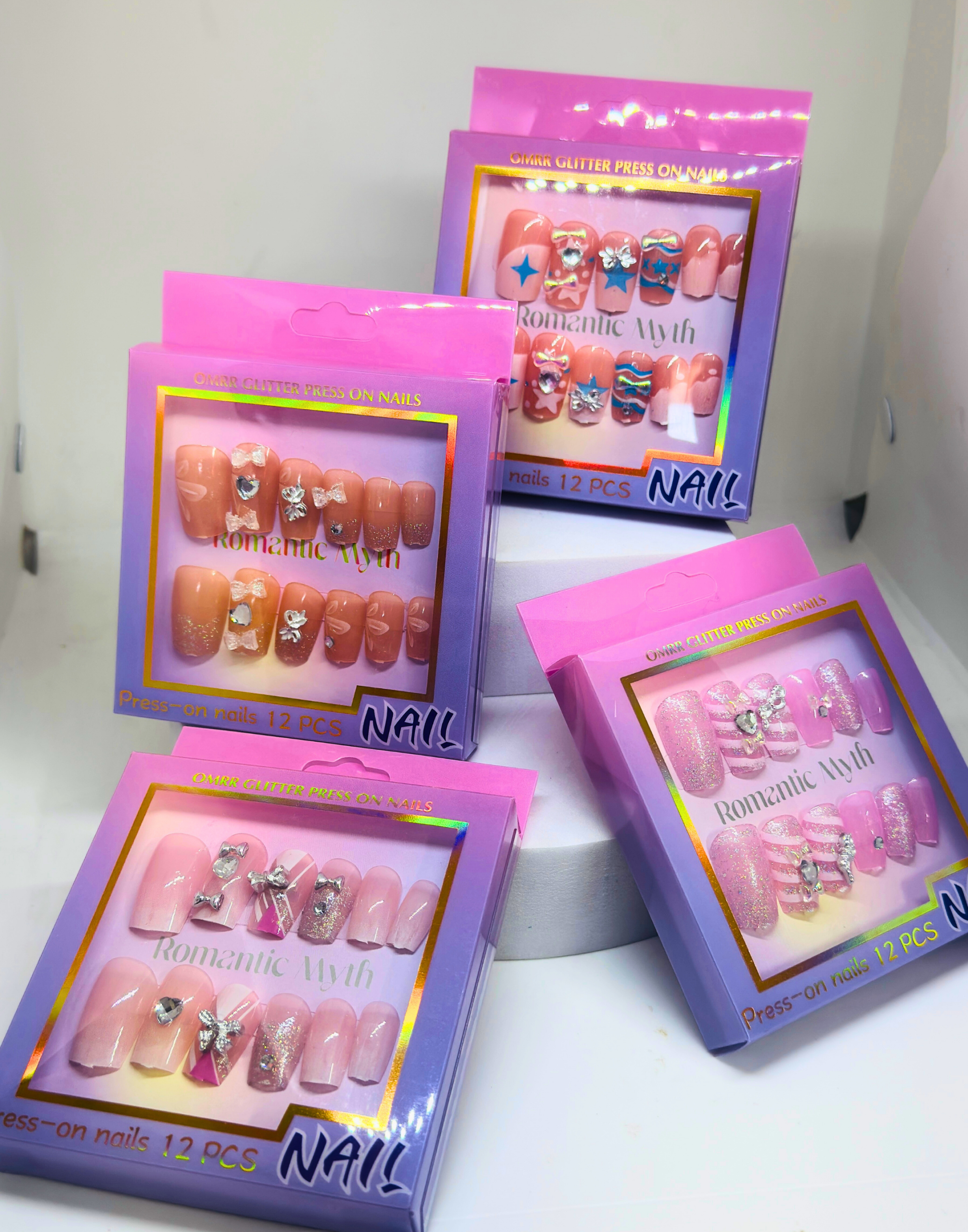 Romantic Myth Press on Nails 12 Pcs1