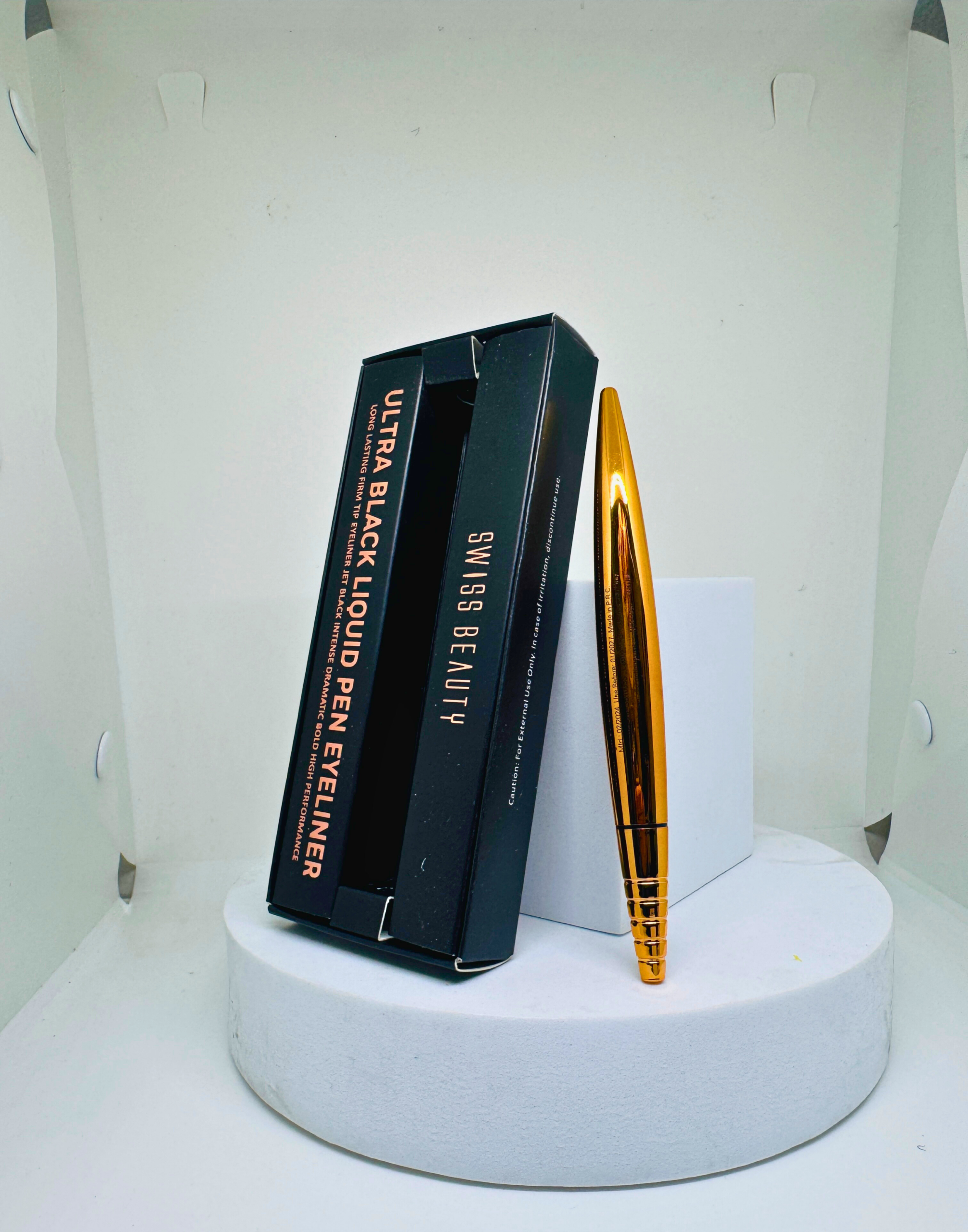 Swiss Beauty Ultra Black Liquid Pen Eyeliner